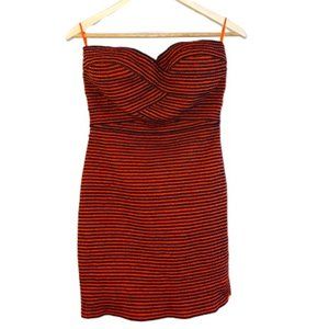 Y&I Boutique zig zag strapless dress